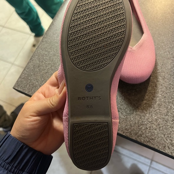 Size 8.5 Rothy’s in great condition! Only wore them a handful of times! - Picture 5 of 5